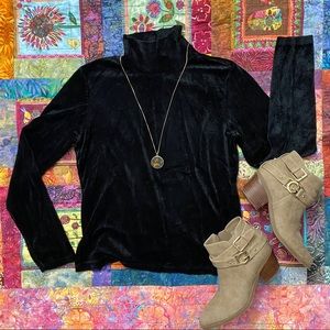 🖤Gap Women's Turtleneck Long Sleeve Shirt Velvet